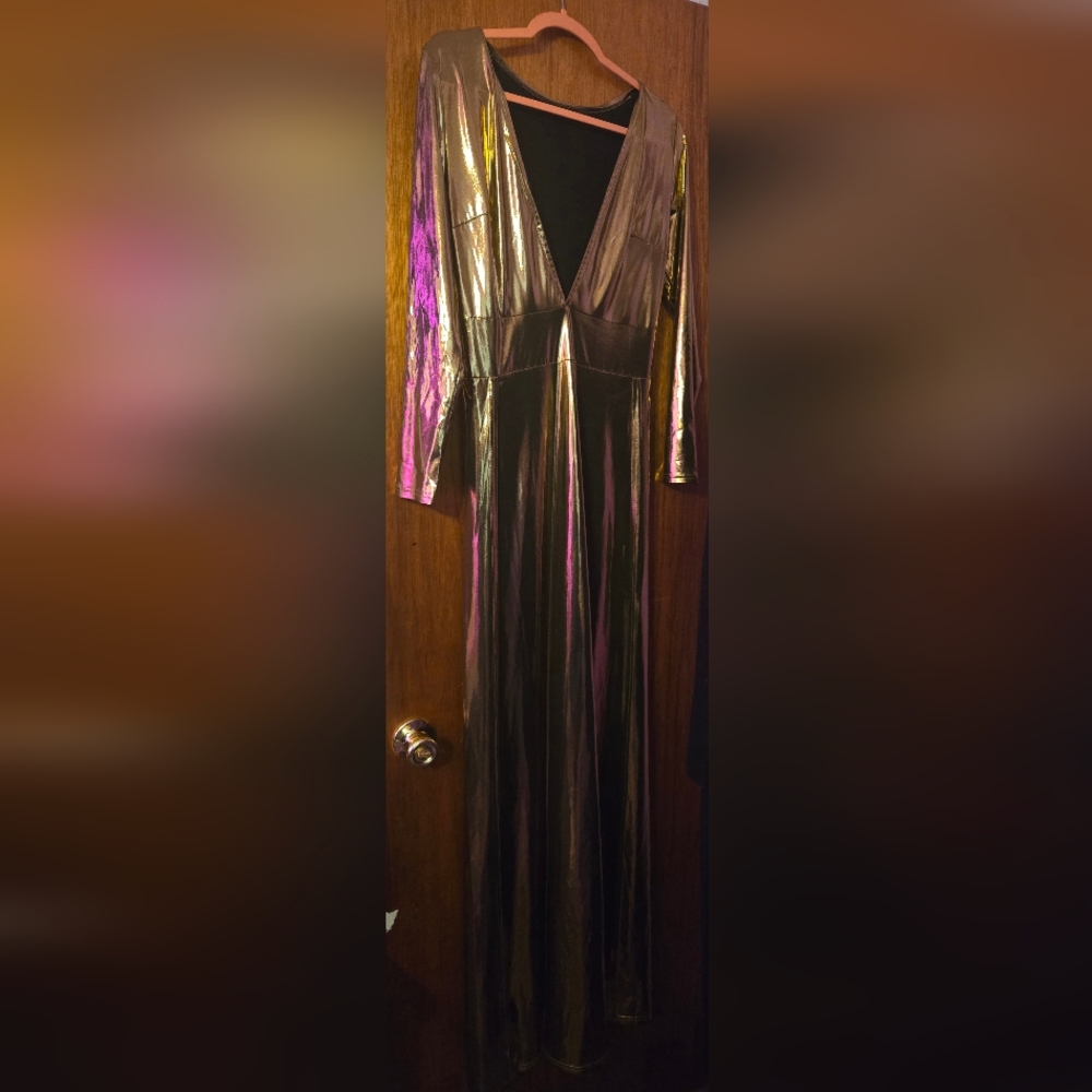 Metallic Gold Long Sleeve Evening Dress